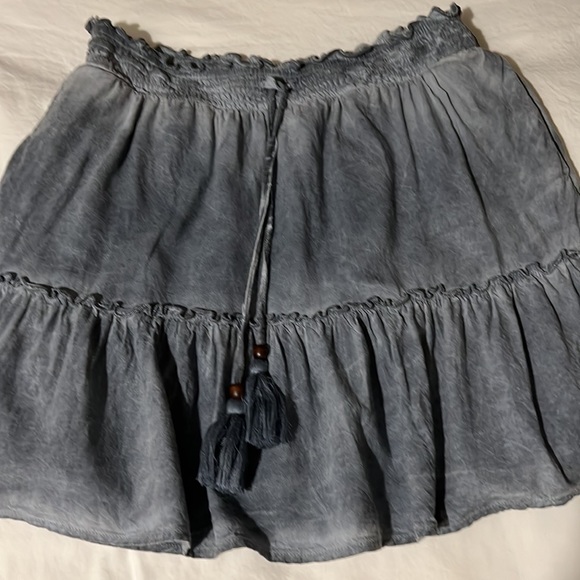 Super cute pilcro by Anthropologie  boho ruffled tie dye mini skirt - Picture 3 of 6